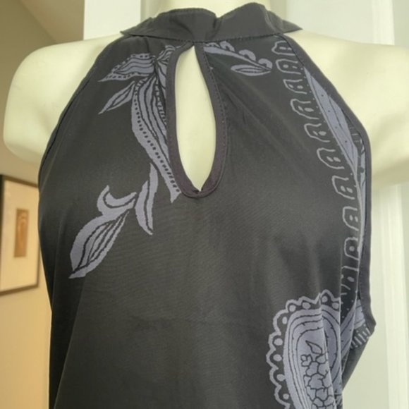 Black and grey print halter dress - Picture 3 of 6